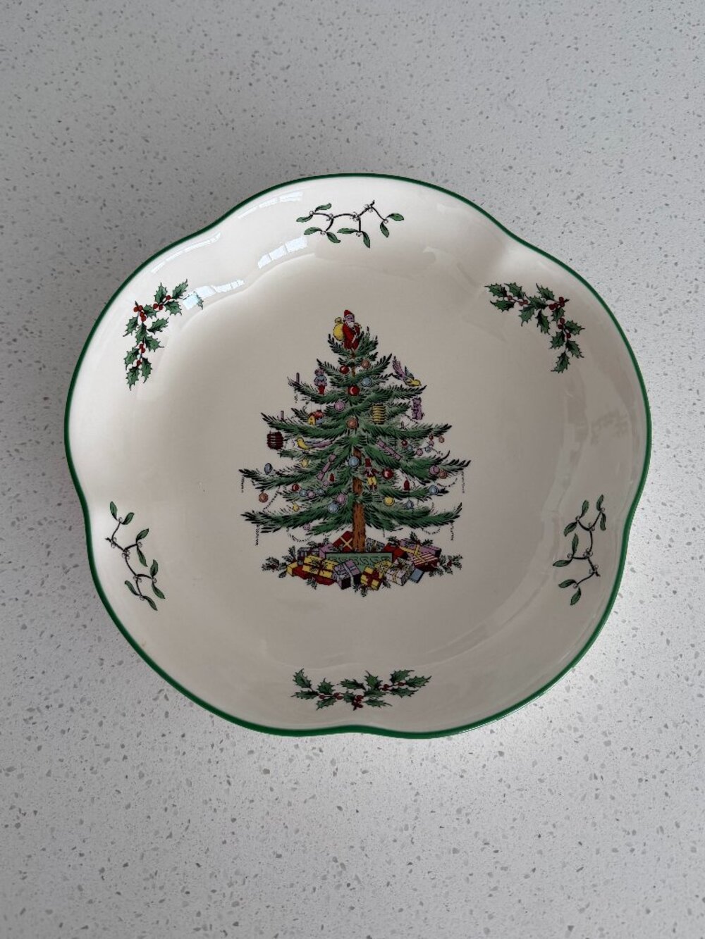 Spode Christmas Tree Daisy Bowl 8 1/2"